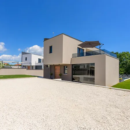 Villa Vera