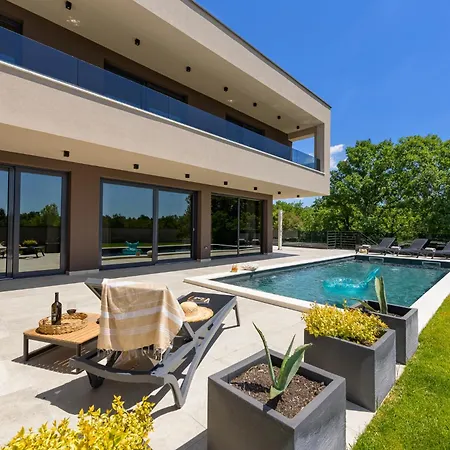 Vera Villa Štokovci